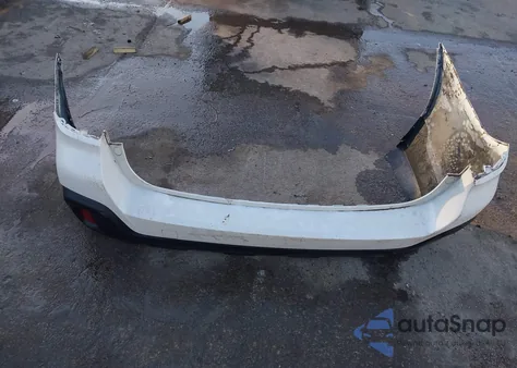 2018 Subaru Outback 2.5I Premium из США, поврежденный, VIN 4S4BSAFC1J3325827